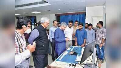 Govt enables free chip design tools for 13 engg colleges