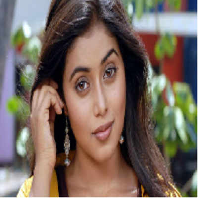 Poorna signs Arulnidhi film