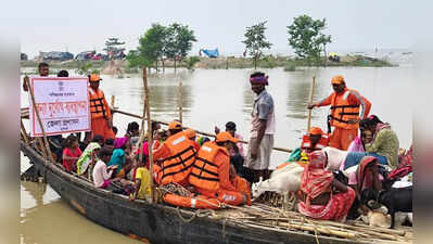 2.5 lakh marooned as Ganga breaches danger mark in Malda