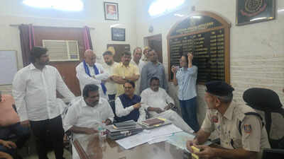Kharge ‘purification’ row escalates as Congress MPs demand FIR from Delhi Police