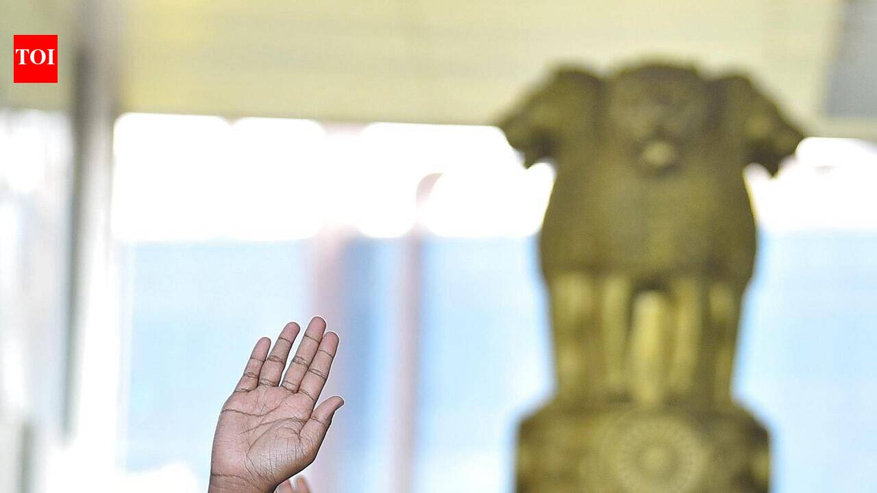 Telangana high court directs police board to accept transgender applications