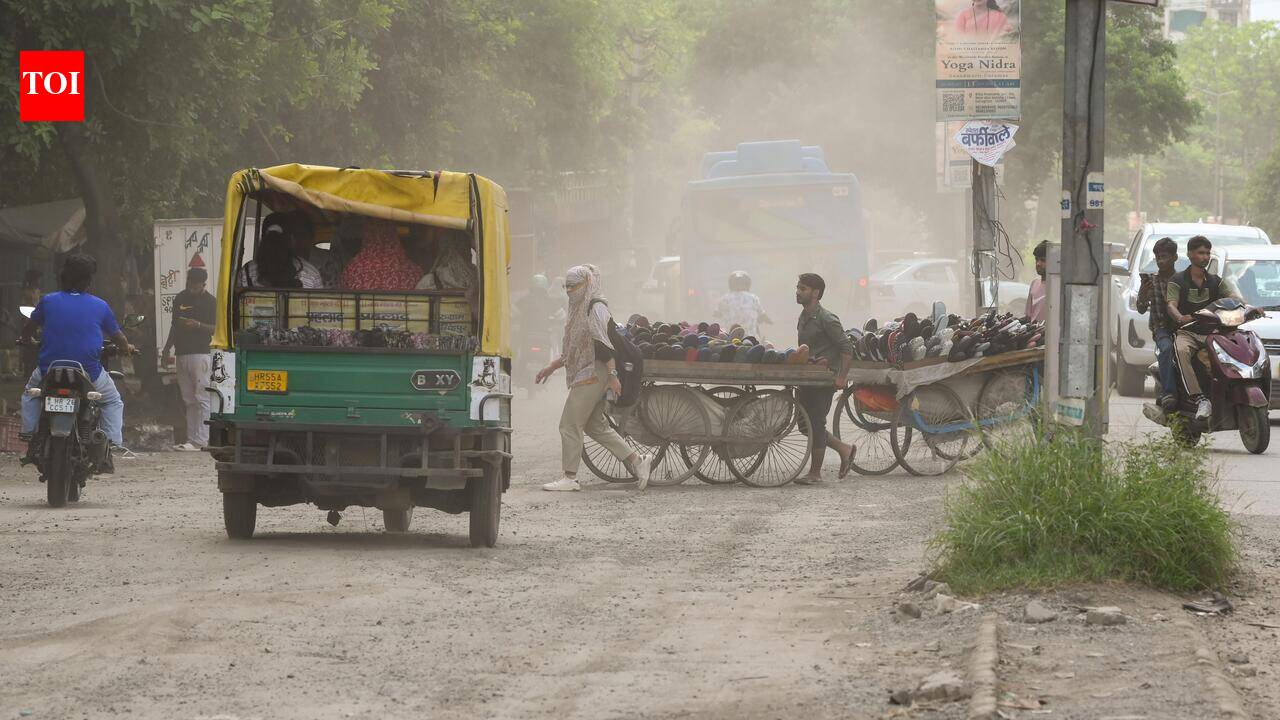 Time running out as 1,000 demolition waste sites face 10-day deadline for dust compliance in Gurgaon