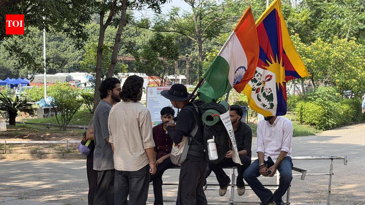 Tibet freedom march reaches PU, draws students into debate