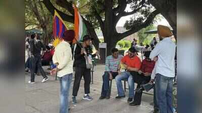 Tibet freedom march reaches PU, draws students into debate