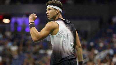 Ben Shelton stuns defending champion Carlos Alcaraz to reach US Open semifinals