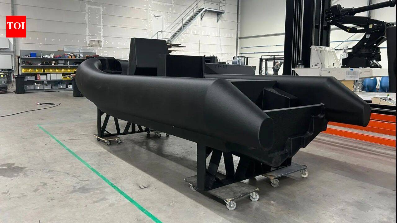This Hawaii company is making boats from volcanic rock and recycled plastic instead of traditional materials