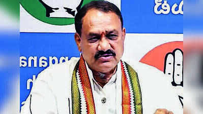 Congress respects KCR, wishes him a long life, says TPCC president Mahesh Goud
