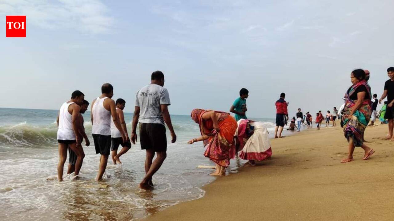 Now women lifeguards to keep track of tourists