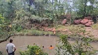 15-year-old drowns at Lalpathar waterfall in Jharsuguda