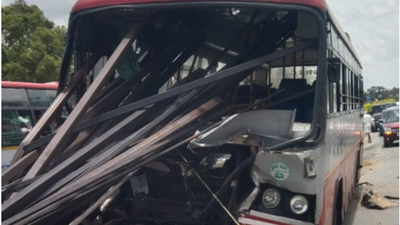 Driver dies after iron rods pierce bus during overtaking on Karnataka highway