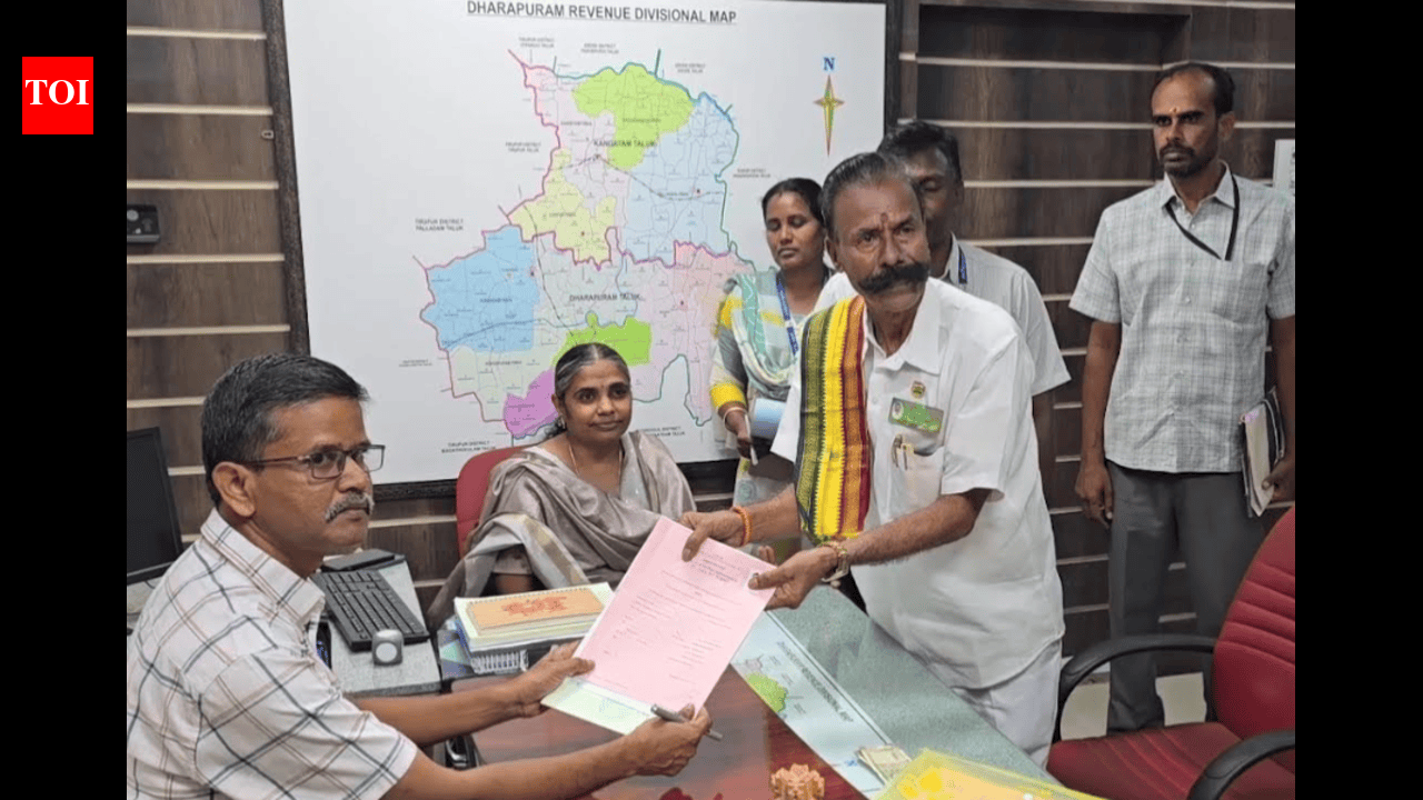 Dharapuram bypoll: ‘Election King’ K Padmarajan first to file nomination