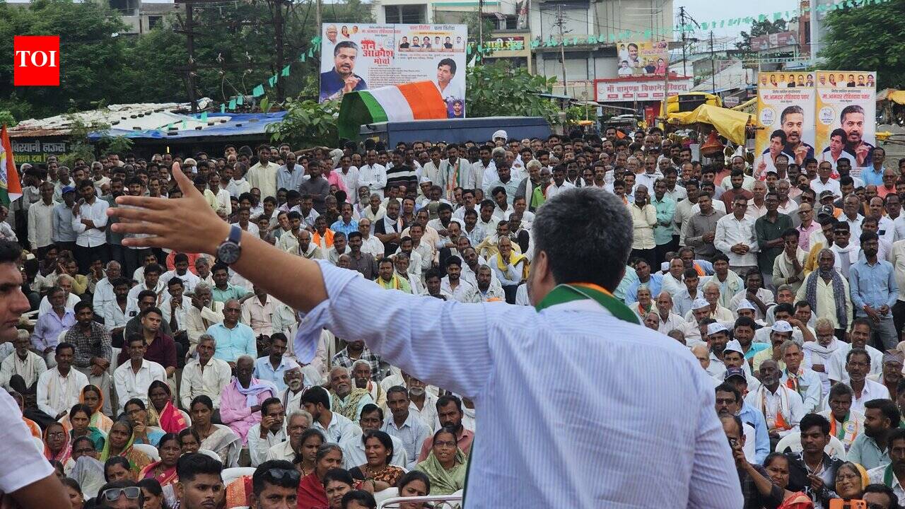 Rohit Pawar Rallies Vidarbha Farmers Over ‘Unpaid' Paddy Bonus