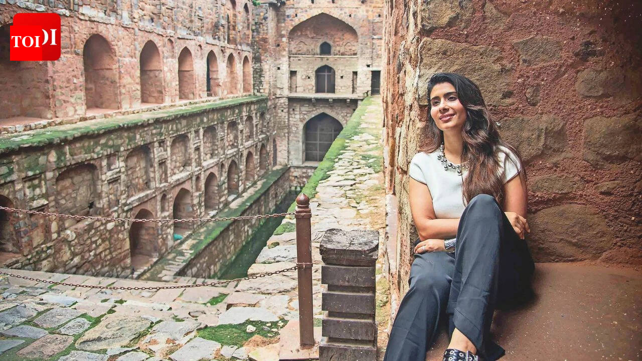 The poet me is courageous but the person is raised to be scared of everyone: Nayab Midha