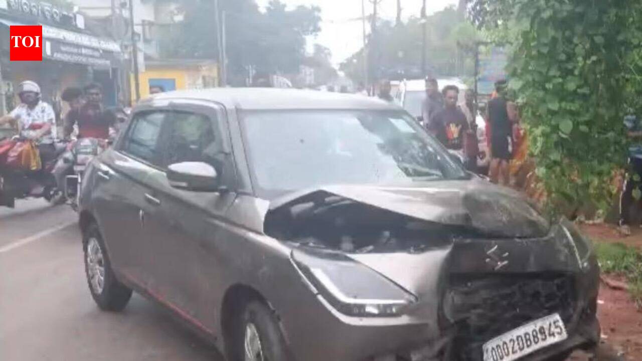 Armed hooligans run amok on Rasulgarh Canal Road, car damaged