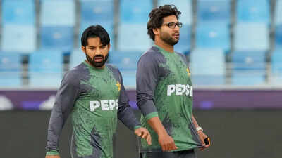 Sent home by PCB from England, Rizwan and Imam  summoned by Pakistan's National Cyber Crime Investigation Agency