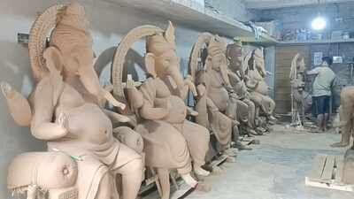Idol makers face losses as floods curb Ganesh Puja orders in K’pada, Jajpur