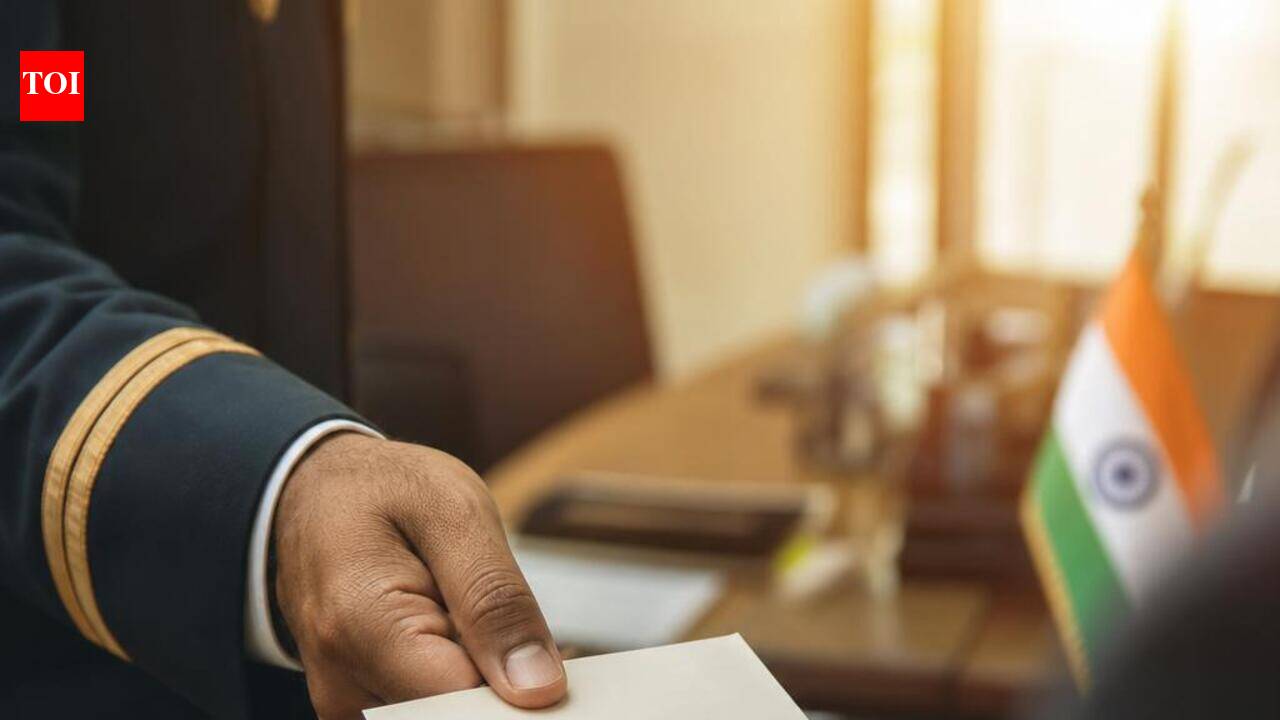 Under fire for targeting babus, Tripura Lokayukta steps down
