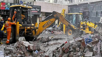 7 deaths in Satya Niketan collapse: MCD suspends 3 more engineers over negligence
