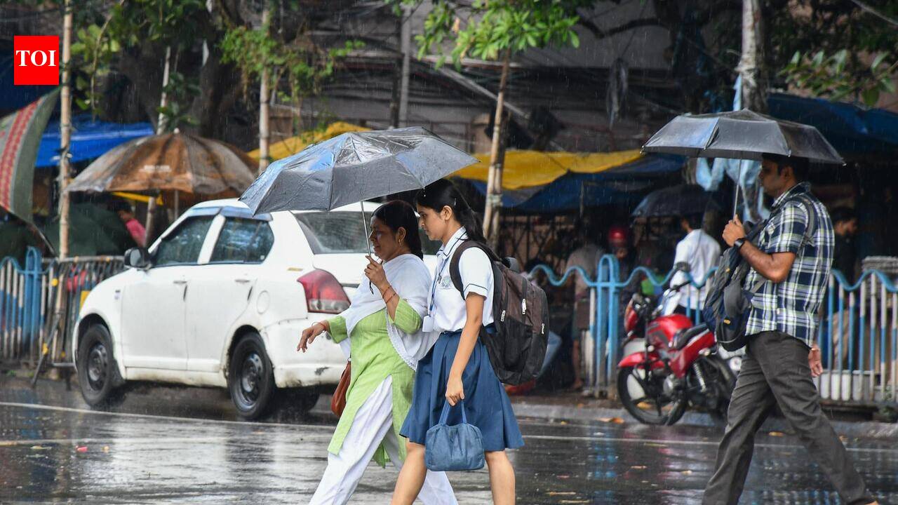 Another low pressure forms, Kolkata to get scattered rain