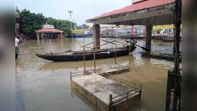 Just as 600 evacuees prepared to return, Ganga rises again