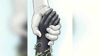 Abhayam team saves suicidal woman