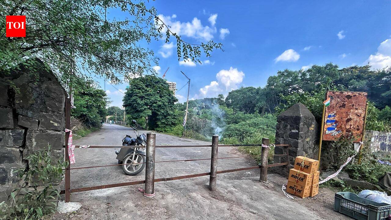 Canal road shut for repairs, vehicles spill over into Sopanbaug roads & Solapur highway
