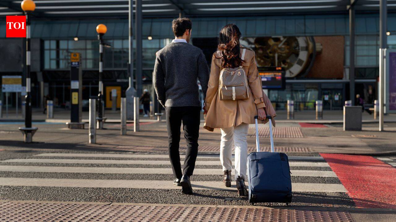 Can you now enter a US airport gate without a ticket? FAQs on post-9/11 rules