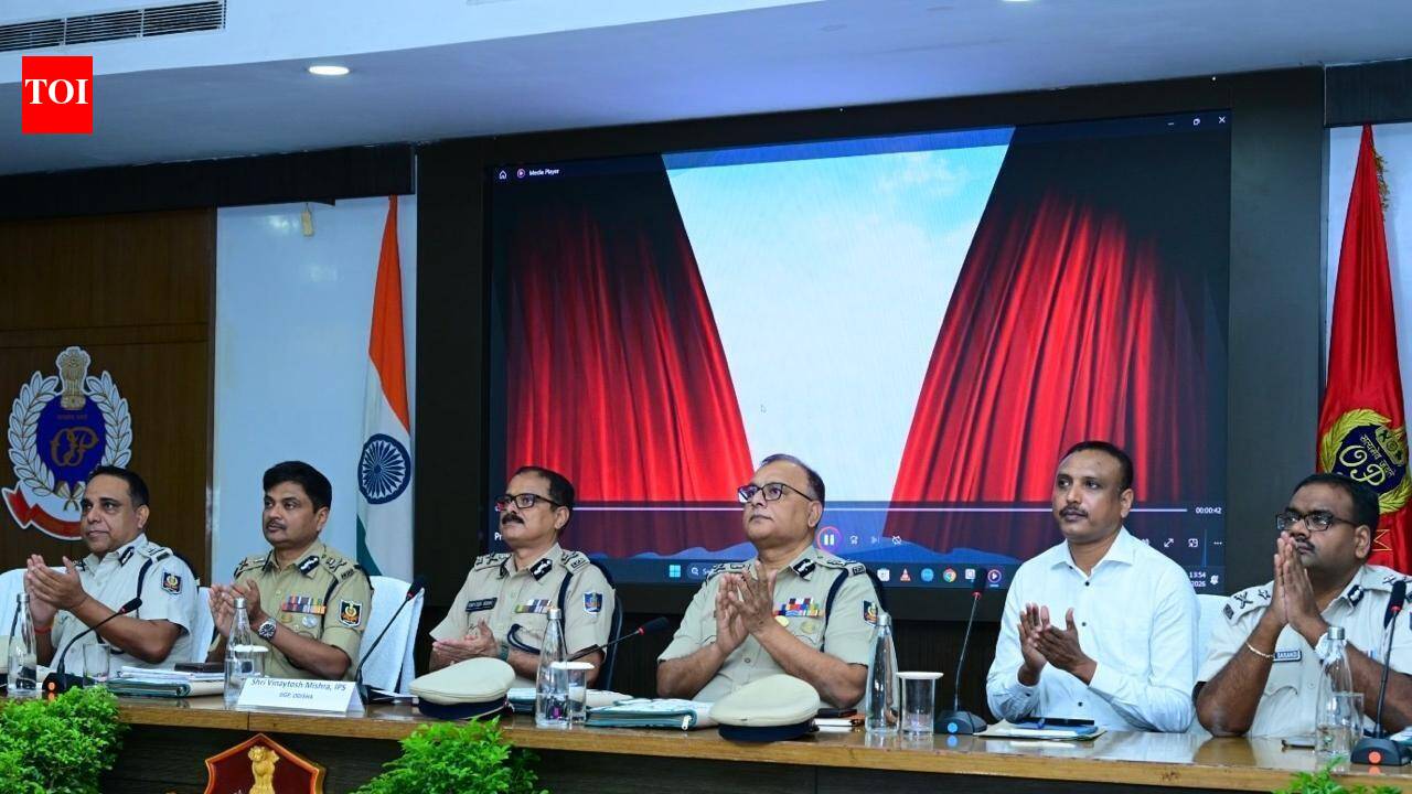 Odisha police add 14 citizen services to Ama Sathi WhatsApp chatbot