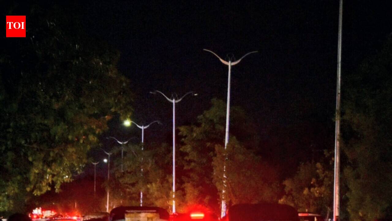 City roads plunge into darkness after evening