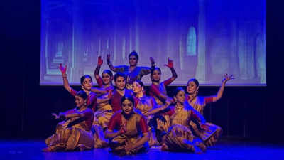 Swapnasundari mesmerised Delhi with Vilasini Natyam