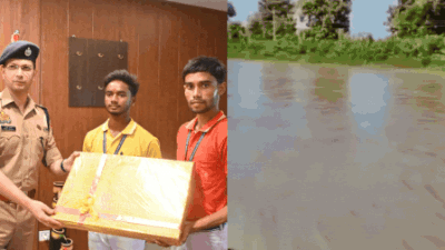 Class 10 students risk lives to rescue woman from canal; daring act caught on cam