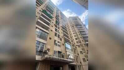 AC short circuit triggers fire in Ghaziabad flat
