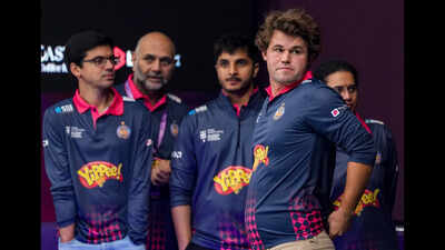 Magnus Carlsen loses but Alpine Pipers enter GCL final