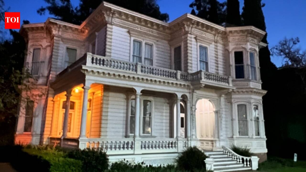 1876 Perry House opens rare second-floor rooms for fundraiser