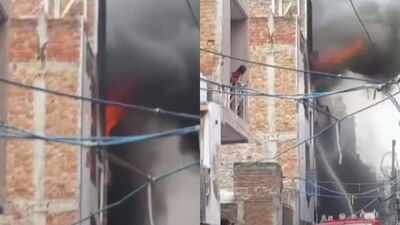 6 injured after people jump in panic from adjacent building as fire breaks out in Delhi factory