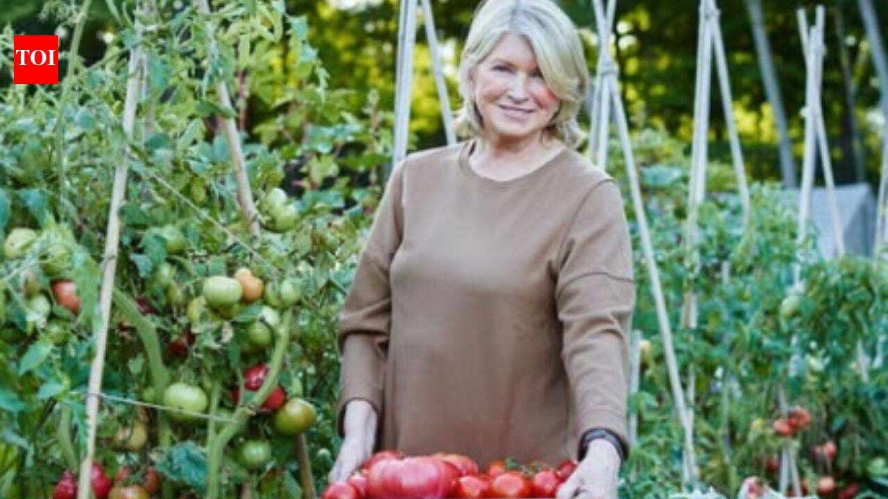 Martha Stewart’s 152-acre farm now has 100+ chickens and 11 pheasants