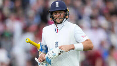 Joe Root achieves what no batter has done in 147 years of Test cricket, becomes first batter to score 2,000 fourth-innings runs