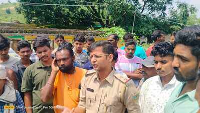Speeding truck runs over couple from Bengal in Ranchi