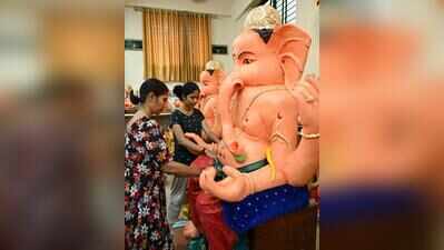 For 97 years, this family comes together to make Ganesha idols