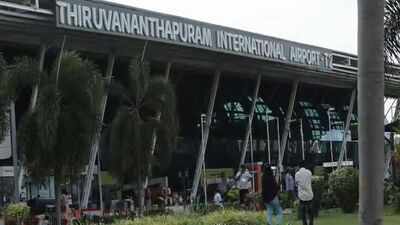 Drunk driver crashes through Thiruvananthapuram airport wall, 3 injured