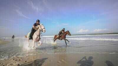 Riding Beyond the Waves: Horse Safari gallop into Mangaluru tourism