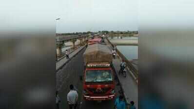 Old Jajmau bridge shut for 3 months, 600+ buses diverted