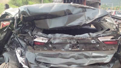 2 killed, 12 injured after 4 vehicles involved in accident on Katraj-Dehu Road bypass