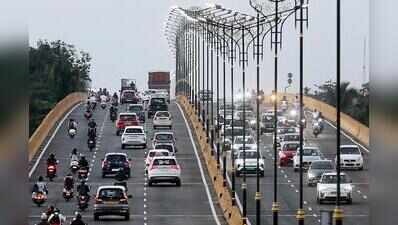 Govt bans 2-wheelers on elevated corridor, blocks Porvorim entry, exit