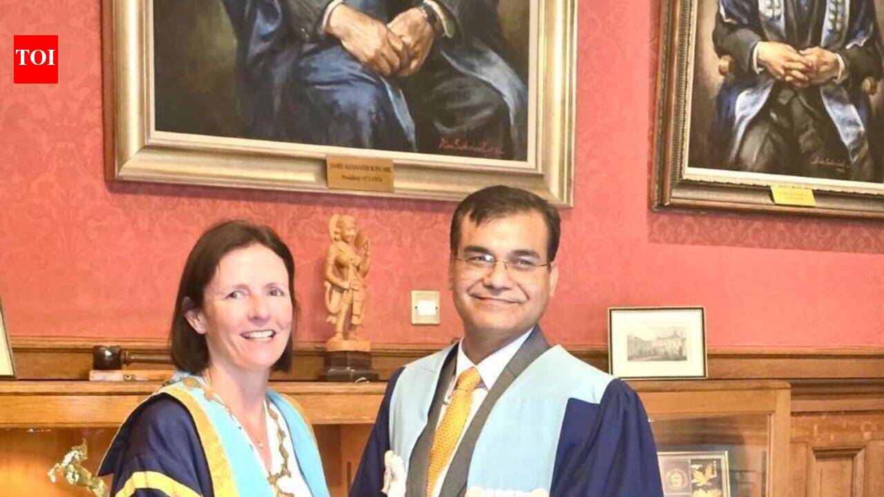 Army ophthalmologist Brig Sanjay Mishra gets prestigious UK fellowship