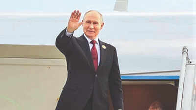 Putin pushes for Brics nations' own insurance mechanism