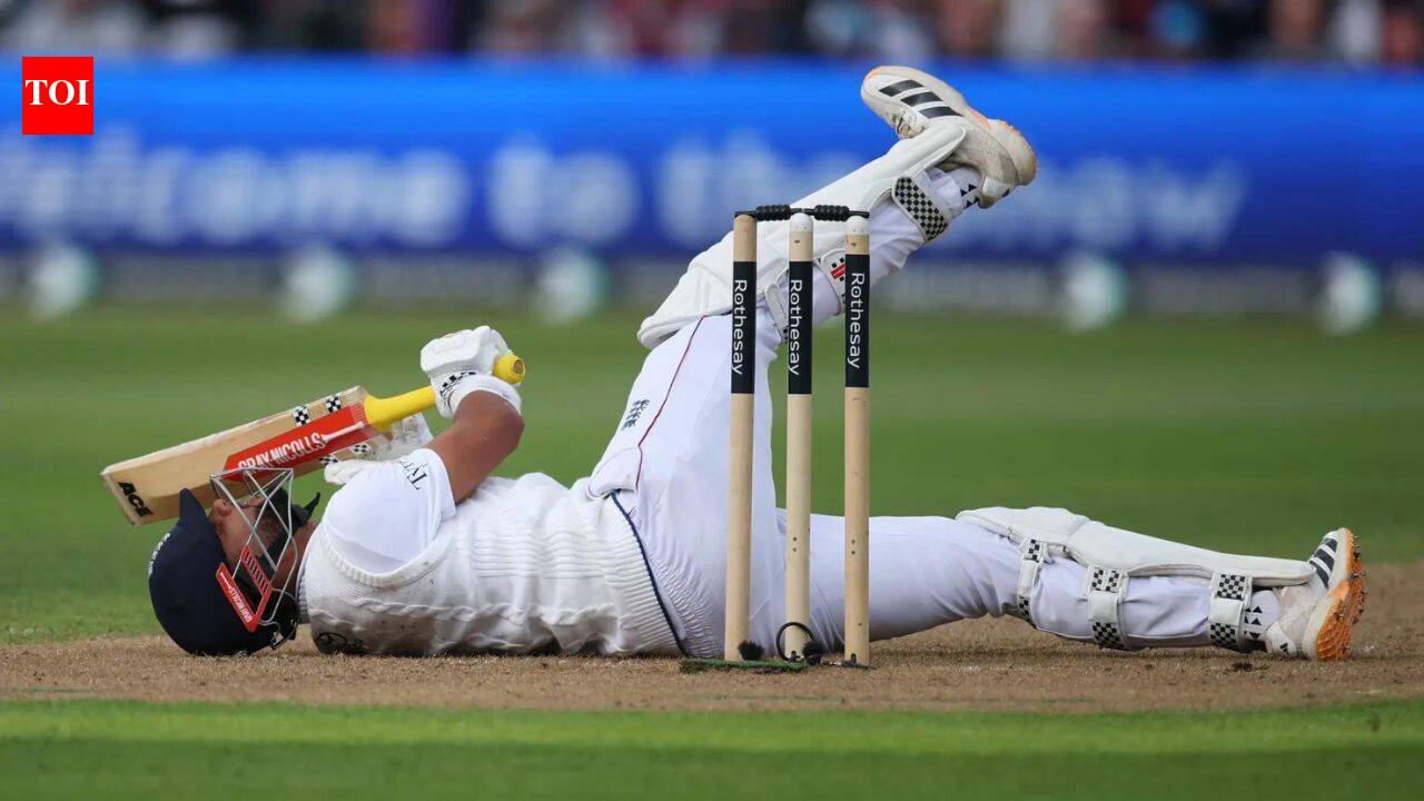 15 vs 3.33: How struggling England side swept Pakistan 3-0