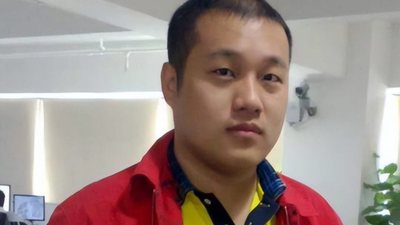 Surrogate mother discovers baby’s father is Chinese billionaire with 300 US-born children who dreams of a Musk family match