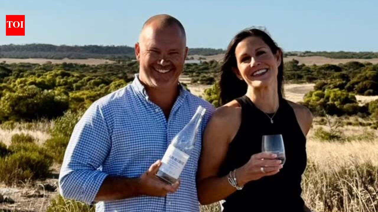 Couple finds aquifer near ocean, now the water sells for $10