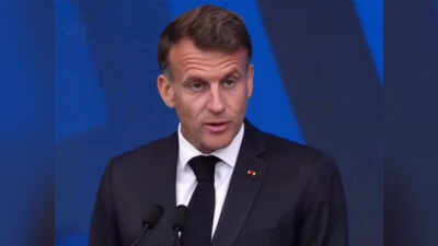  Macron urges EU to fast-track social media ban for kids under 15